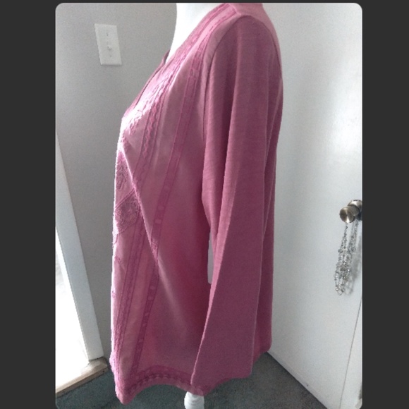 Soft Surroundings Coconut Dreams Mellow Mauve M and S NWT embroidered top $80 - Picture 4 of 8